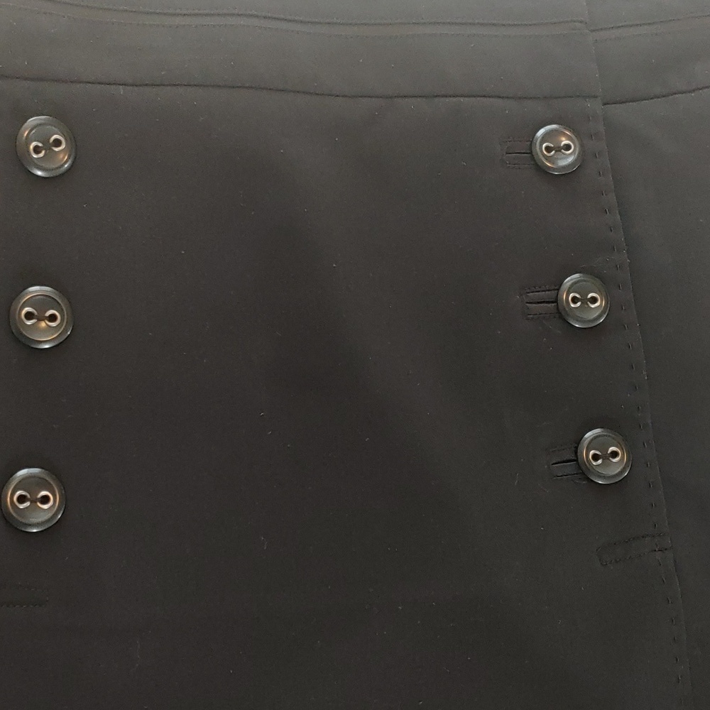 Investments Women's Black Skirt with 6 Button Sailor Front Sze 12 - Picture 2 of 11